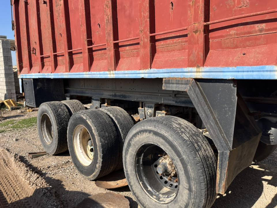 عربانه ترهم لليشتغلون بلحديد
مضبوطه تكمه للبيع 65 ورقة سعرها 
***********
