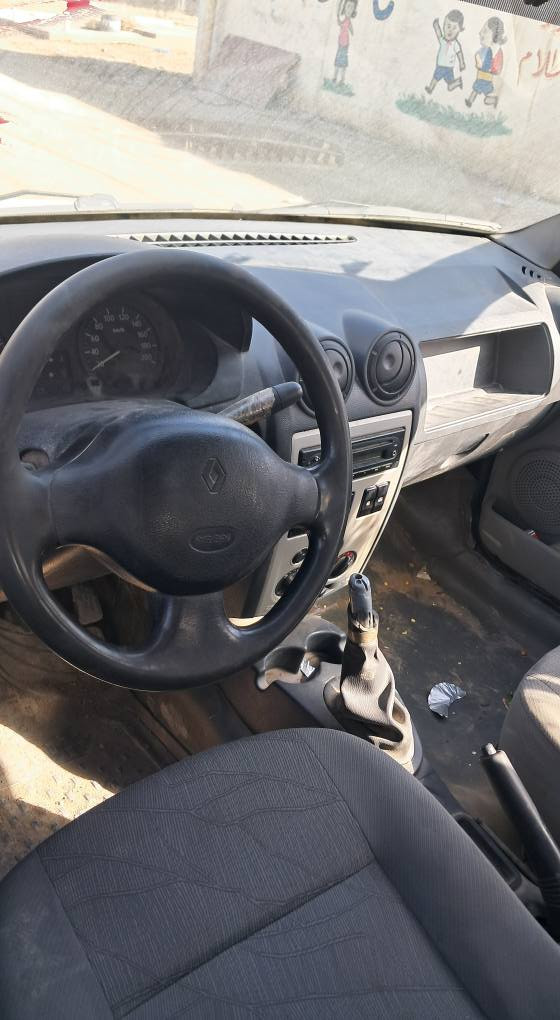 السلام عليكم رينو لوكان ماشيه ١٩٠ مال مزاد ادوات ما تتسجل بيه كتاب مزايده مكفوله من الضربه والصبغ محرك ايخربط دوشمه ارضيه وسقف عنوان بغداد سعر مناسب ١٥ قفل قفل هاتف*********** بغداد, العراق
