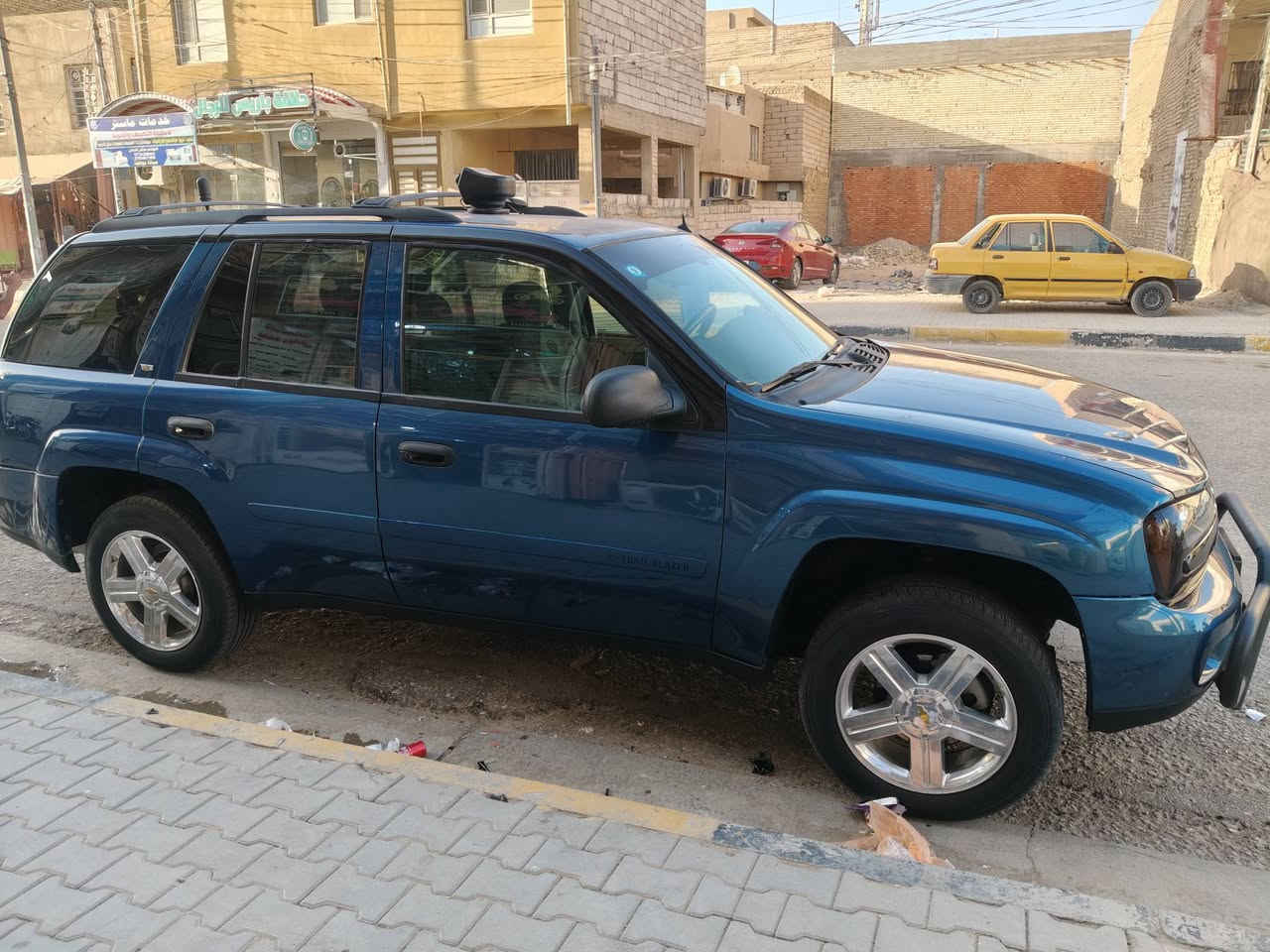 سلام عليكم للبيع بلايزر موديل 2006

رقم بغداد مكاني كربلاء وترايك لكردستان السعر 90 وبيها مجال الله شاهد عبرت علية ال130 ورقة ***********

***********

السيارة معمرة صبغ عام جراد بدون حادث كير ومحرك جدد مشدودات وبيها منضومة غاز ومنضومة تبريد كلها جديدة ومراوح كهربائية تنسى حماوة ويلكب أصلي كروم حدادية تايرات كلة نضيف منضومة زنون شمسي اصلية دورعة امامي خلفي كامرة خلفية سماعات اصلية هواي امور مكملها ومرتبها
