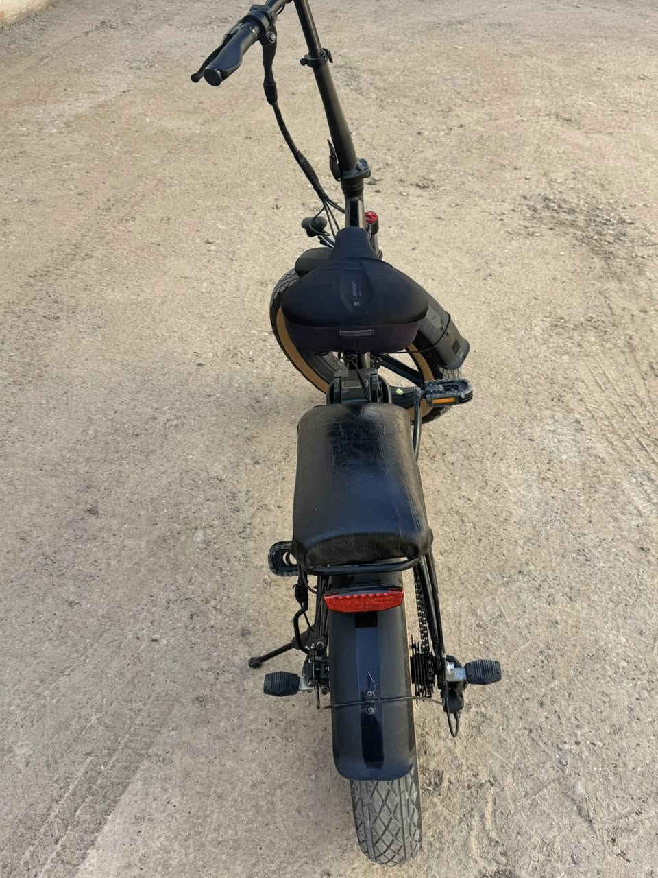 سلام عليكم للبيع بايسكل شحن بطاريه ليثيوم يمشي بالشحنه الكامله من ٢٥ -٣٠ كم سرعه 
الدراجه ٢٦ كم بالساعه 
تايرات جدد من اسبوعين  اصليه 
تواجد بغداد شارع الصناعه فرب الجامعه التكنلوجيا
السعر مليون 
للتواصل 
***********
