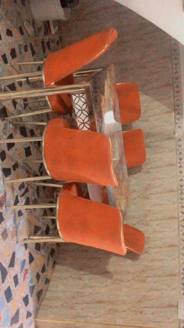 ميز طعام 
السعر (١٧٥)وبي مجال
مكان بغداد (الحسينيه)


**إذا كنت صاحب هذا الإعلان وتريد حذفه لأي سبب، رجاءا أرسل رسالة إلى الدعم الفني**