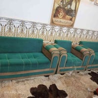 تخم تركي 10مقاعد مع عشره كوشات اخو الجديد مستخدم شي قليل سعر 400 مكاني...