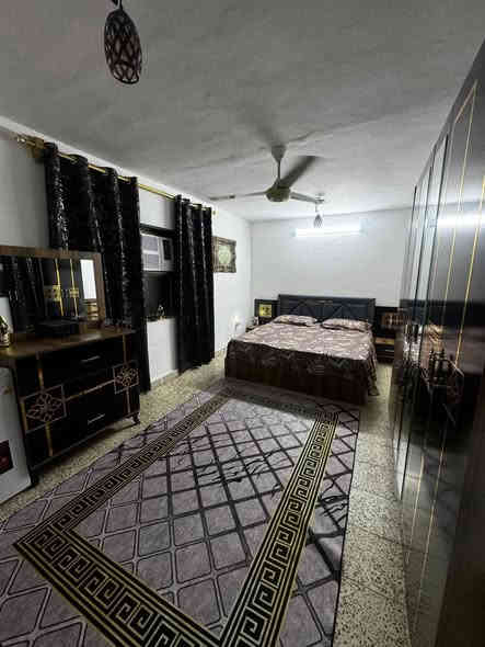 غرفة نوم تركية مستخدمه بس كولشي مابيها جديدة معروضة للبيع بسعر 450 الف متكونه من جرباية و ميز جانبي العدد اثنين و ميز امراية و كنتور 3 بوب معروضة بالصور للتواصل ع الرقم 
 
***********

الموقع المعلمين قرب جامع مالك ابن الانس
