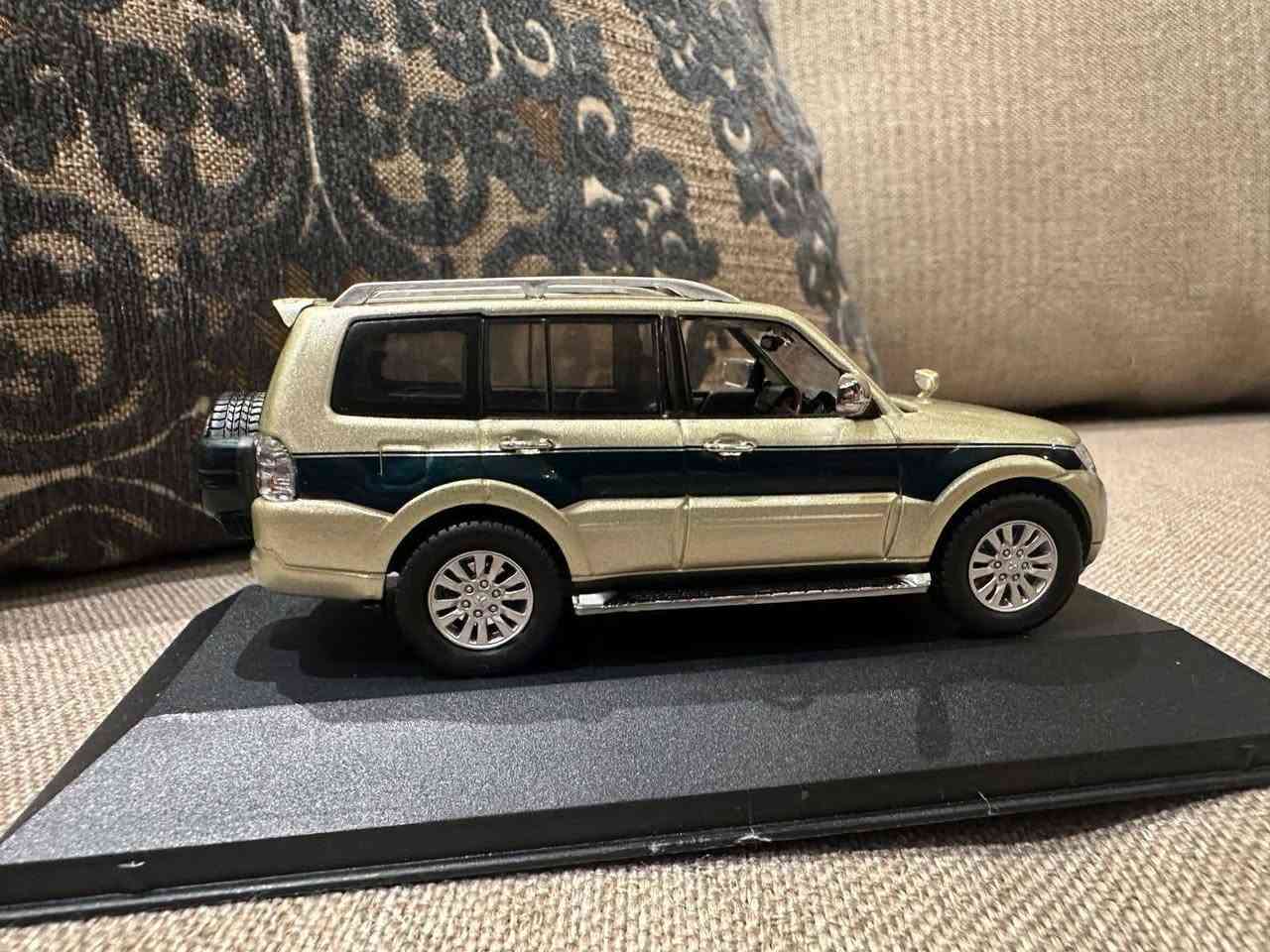 Mitsubishi pajero 🔴
first 43
 1/43
علبه اكريليك وقاعده بلاستيكيه


**إذا كنت صاحب هذا الإعلان وتريد حذفه لأي سبب، رجاءا أرسل رسالة إلى الدعم الفني**