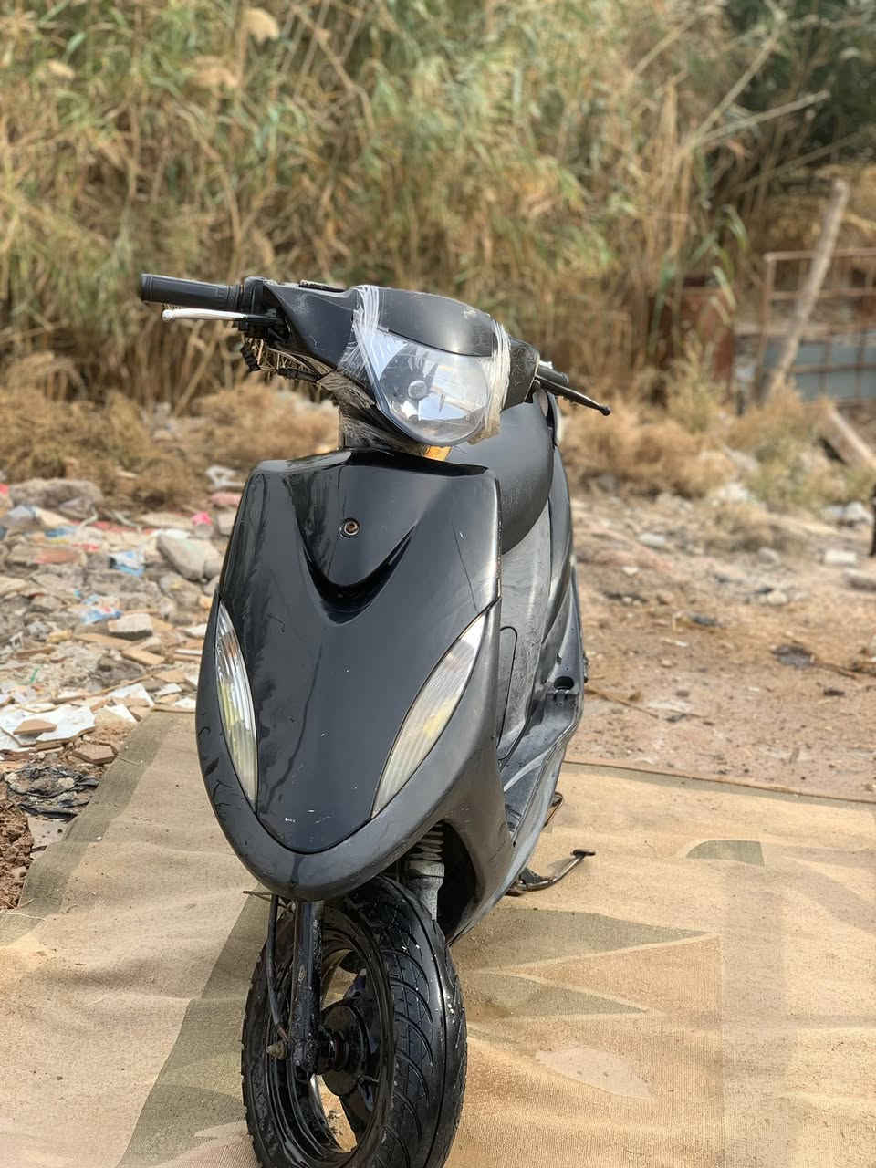 السلام عليكم دراجه ماكس عدله للبيع حاويه مكفوله من كلشي العنوان البصره قضاء المدينة  للاستفسار ***********
