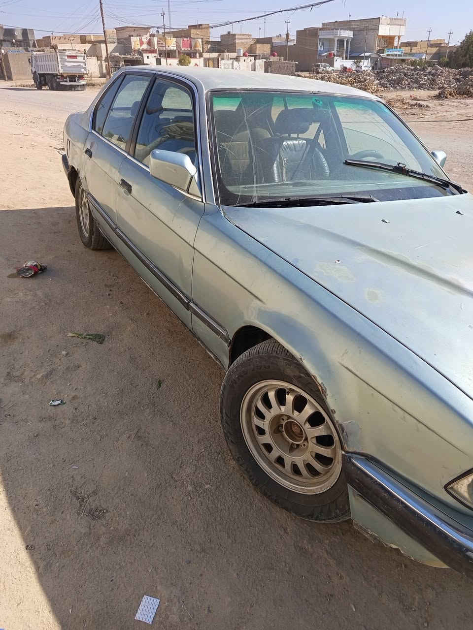 السلام عليكم بي ام موديل 90 مكينه وكير جدد مفتوح حداديه تخم تاير كهربائيات جاهزه رقم واسط سنويه لل28مكاني بابل القاسم السعر 20وبيها مجال قليل للستفسار ***********مكلف بلنشر خابر لاتراسلني
