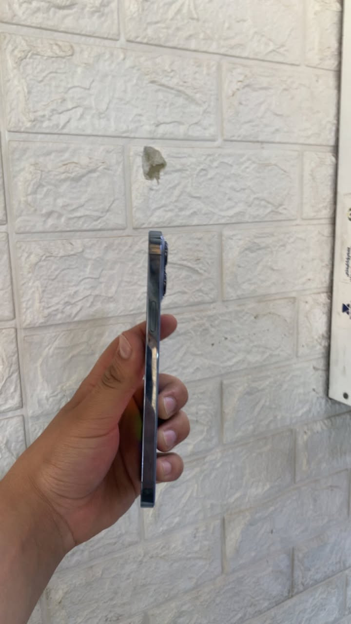 Iphone 13 pro max
ذاكره:١٢٨
باتري:٧٨
شاشه بلادي فيه نقظة اسود صغير 
الضهر مبدل 
سعر:٢٥٩$


**إذا كنت صاحب هذا الإعلان وتريد حذفه لأي سبب، رجاءا أرسل رسالة إلى الدعم الفني**