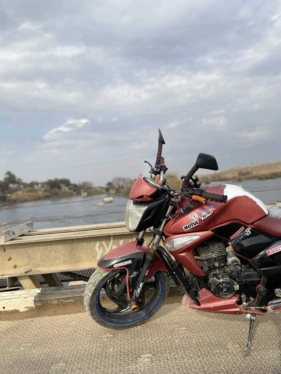 السلام عليكم
سايم بطحه٢٠١٧ مكمرك
مراوس بسياره حديده


**إذا كنت صاحب هذا الإعلان وتريد حذفه لأي سبب، رجاءا أرسل رسالة إلى الدعم الفني**