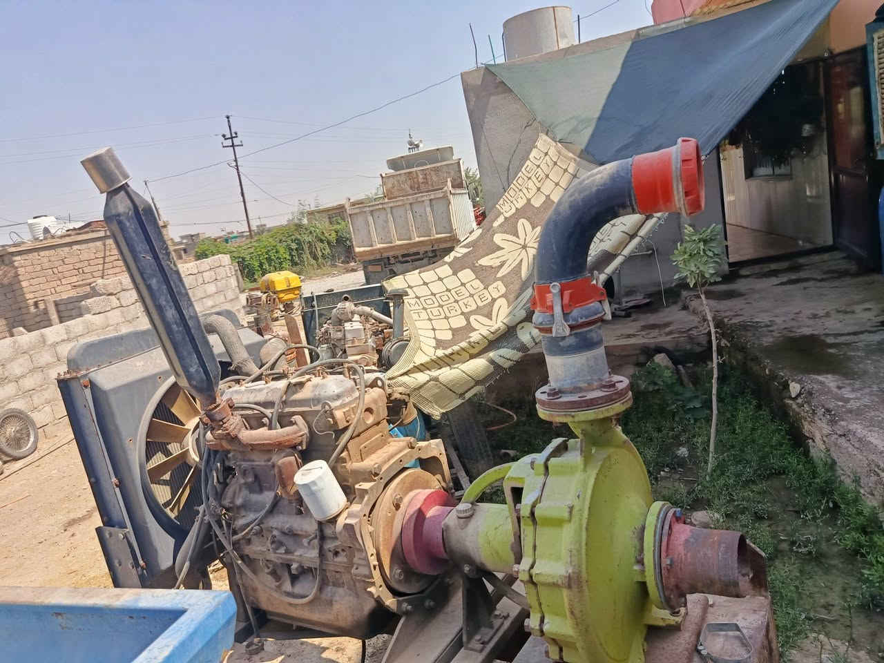 محرك فيات للبيع خنزيره ضغط عالي 
المحرك جاهز شغال كامل بس نصب وشغل
شاصي كامل نظيف رقم واحد مع إطارات ودواليب كامله 
للاتصال والاستفسار يتواصل عالخاص او يتصل على الرقم ***********
