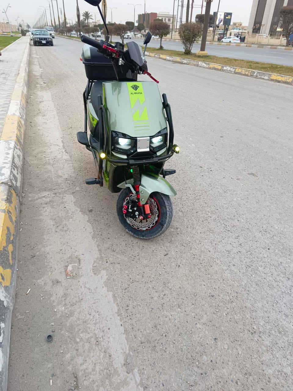 السلام عليكم شحن سكنس مستخدم نضيف مثل ماواضح مكاني الشهداء الفلوجة 
بطاريات نضيفات مكلف بالنشر السعر ب600
***********
