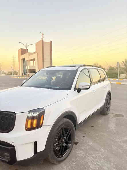 السلام عليكم 
للبيع 

كيا تيلورايد

PRESTIGE X-LINE

2024

برستيج / اكس لاين 

فول مواصفات ١/١ 

المواصفات

فتحتين سقف

داخل مشمشي 

مري شفط

مري اشاير

كشنات تدفئه تبريد 

الخلفيه تدفئه تبريد

كشنات منفصل VIP

تشغيل عن بعد

رادار امامي +جانبي

لد زنون

لد نهاري

حساس امامي خلفي

هزاز ستيرن

داتا شو امامي

مساج كشن السايق

اضاءة ليزرية داخلية

و باقي المواصفات المعروفة

ماشيه 13.5 الف فقط

حادثه جانبي جاملغ وبابين 

مرقم بغداد دولي الجديد

السعر مناسب 33.100$

للاستفسار 

***********
