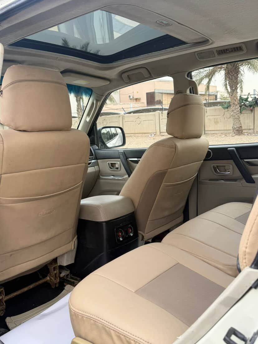 سلام عليكم باجيرو 2010 السياره جاهزه من كلشي +فول مواصفات ام الدمام فتحه مري شفط مكينه 3800 كير مكينه مكفولات رقم انكليزي شمالي
السياره بيهة صبغ بالجاملغ مال الصدر والبنيد وشويه بالهلال الخلفي من جهة السايق السعر (115$) ممتواجد خاص***********
