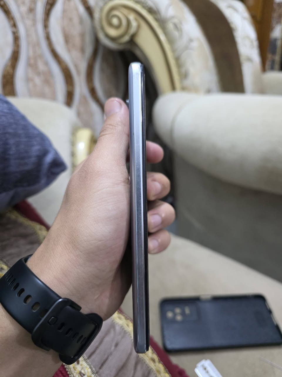 ريدمي k50 نسخة صيني يشغل امنيه ذاكرة ٢٥٦ جهاز نظيف كلش معالج قوي ويا كارتون فقط للبيع السعر ٣٢٥ مكاني حله 
***********
