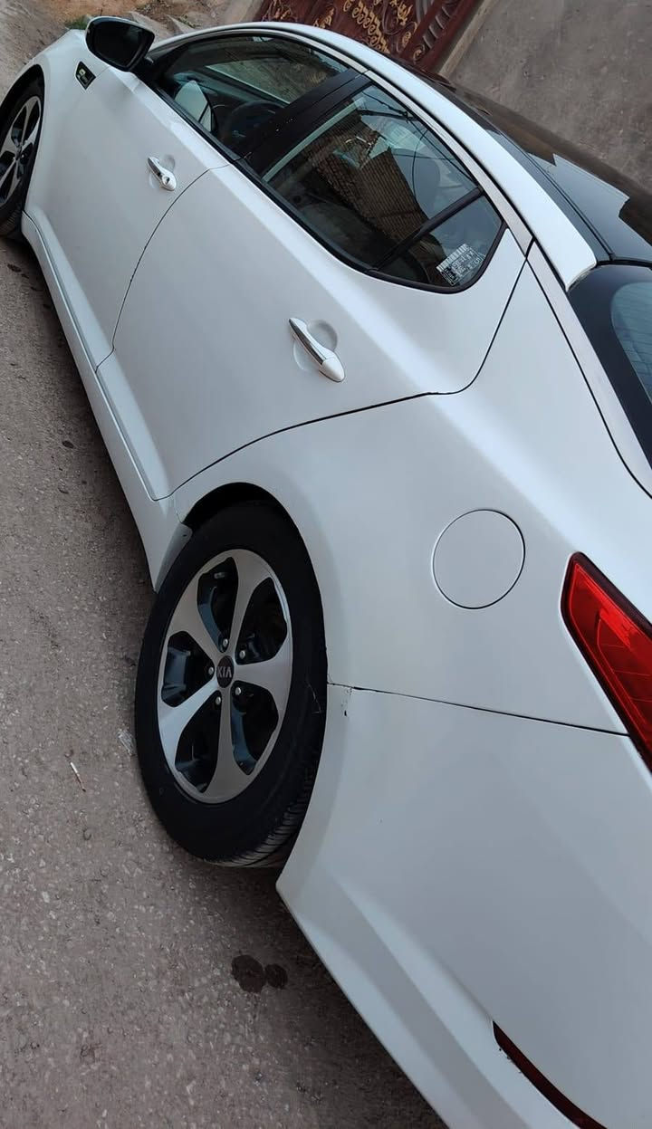 سلام عليكم كيا اوبتيما موديل & 13بغداد الدولي الجديد سنويه ماساقطه وارد خليجي فول مواصفات بنوراما ابسمي اني ماالكه شخصيا مكينه دوش كير حداديه تخم تأير تبريد ثلج مصبوغه حزام طخه وجاملغ خلفي بدون دواخل مكاني بابل السعر 115 وبيها مجال ***********
