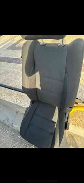 سلام عليكم 
كشنات كامله 
دورنكو 2023 
نضافه 100 بل 100 
سعر 350 دولار 
مكاني موصل عندي توصيل 
طخم ابيع  كامل 
***********
