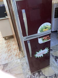 للبيع ثلاجه 07827998053