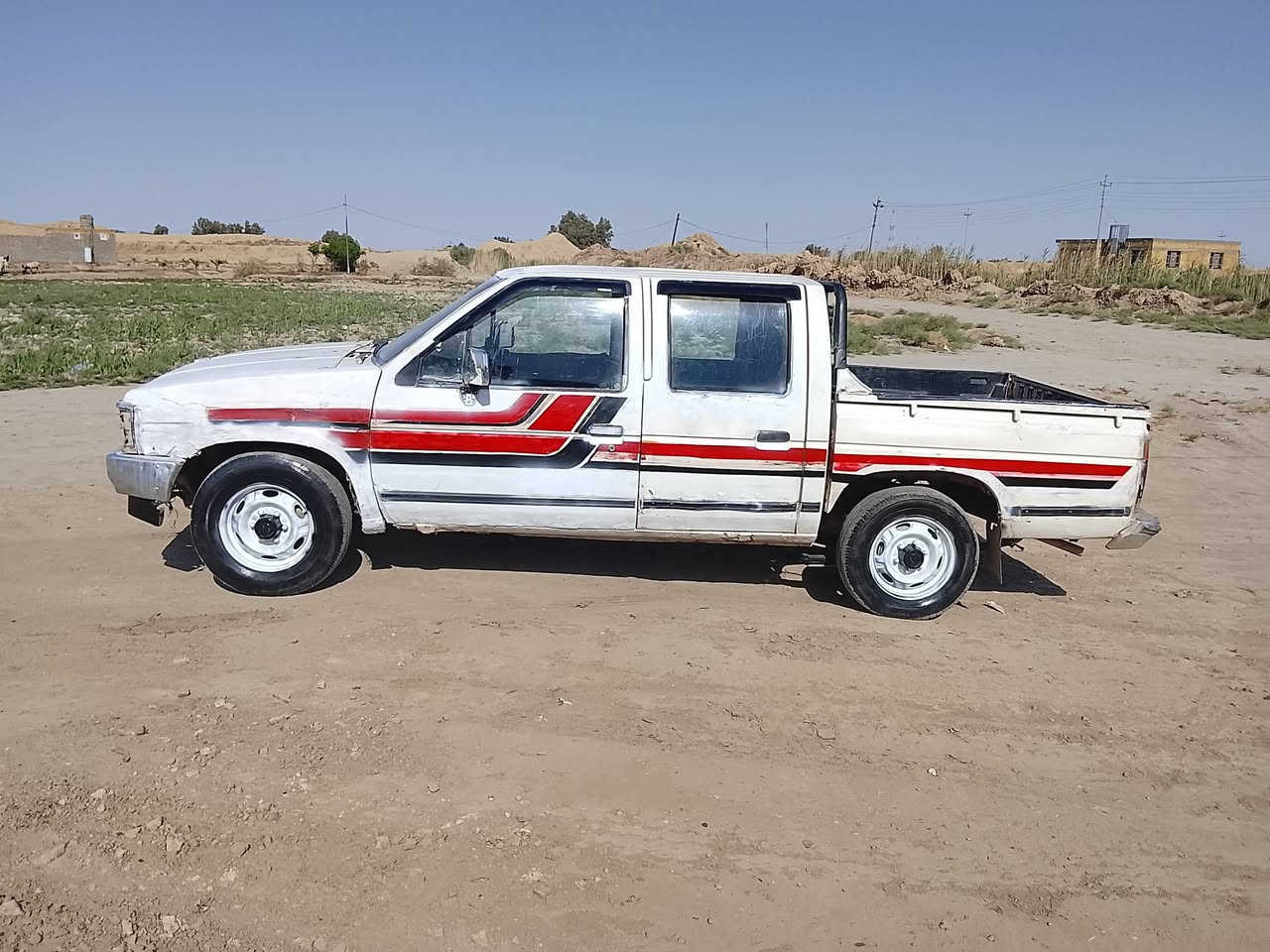 سلام عليكم للبيع نيسان مديل 90 محرك كير شاصي مكفولات رقم ذيقار الماني شرط تحويل ثاني يوم كهربايات شقاله سياره جاهزه تخم تاير حداديه جديده 
سعر 20 وبيها مجال 
 سياره مال جناي جاهزه 
مكاني سماوى قضاء الخضر 
*********** 
مكلف بنشر 👉

