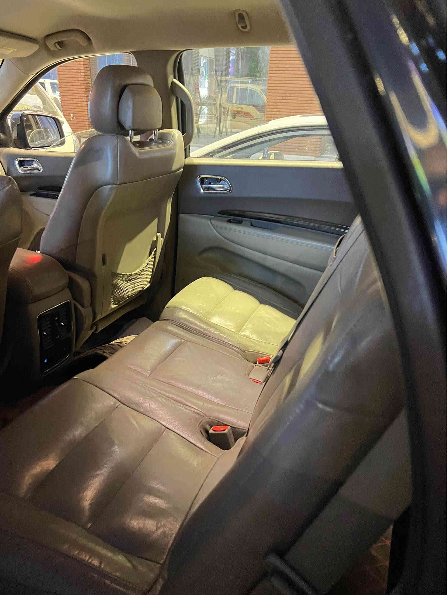 بيع سريع دورنكو 2013 بغداد بسمي حادثها حلو 
فتحه بصمه جنطه كهرباء تشغيل عن بعد كشنات جلد وكهرباء مكانها بغداد حي عدل للاتصال 
*********** بغداد
