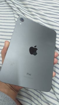 ايباد ميني ٦ • نضافة ١٠٠% • بطارية ٩٠%