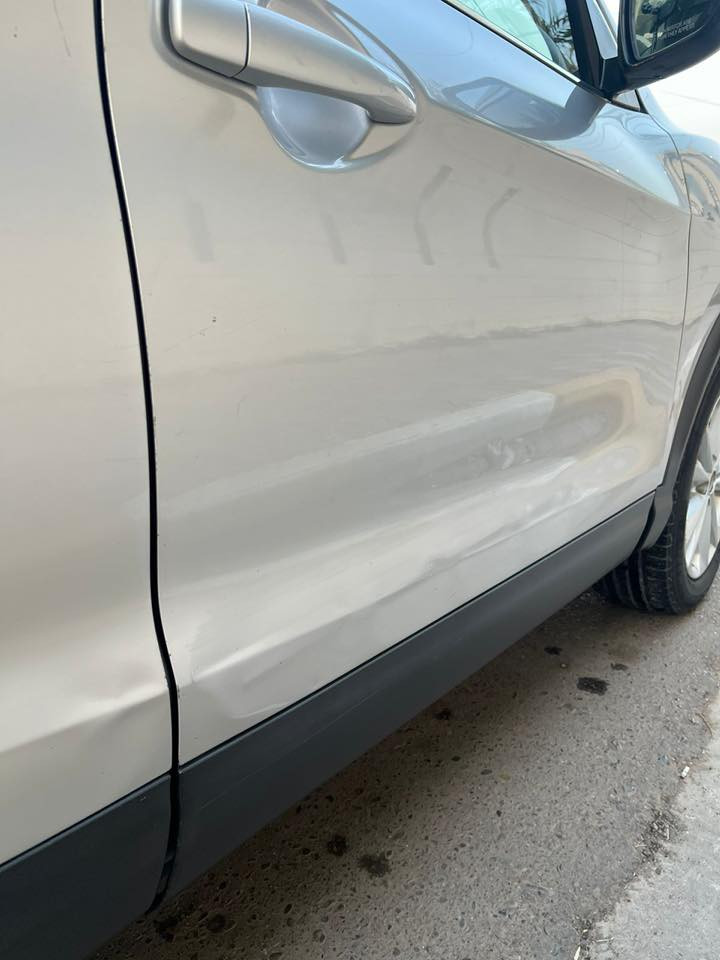 نيسان روج 2017

⸻

🚗 للبيع فقط – نيسان روج 2017خصوصي

✨ المواصفات:
    
    •تحكم ستيرن
    •گير cvt اقتصادي
    •كامره خلفيه مع رادار
    •رادار في المرايه الجانبيه
 • محرك وكير كفالة شرط الفحص
 • كهربائيات كاملة ✅
 • داخلية نظيفة جداً
 • صرف اقتصادي ومناسبةللاستخدام اليومي

🛠 الملاحظات:
 • السياره مكفولة كفالة عامه بدون صبغ بيها رصعات خفيفه في باب الصدر

💰 السعر المطلوب: 133 (بيه مجال بسيط ✅)

📍 الموقع:
(الرمادي)

📞 للاستفسار: ***********
(***********)
