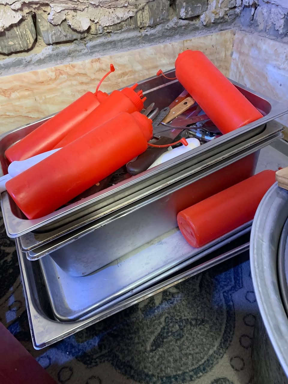 غراض مطعم لبيع. يرهم شلعه ويرهم قطعه قطعه 
الاتصال على الرقم مكاني كربلاء 
***********
