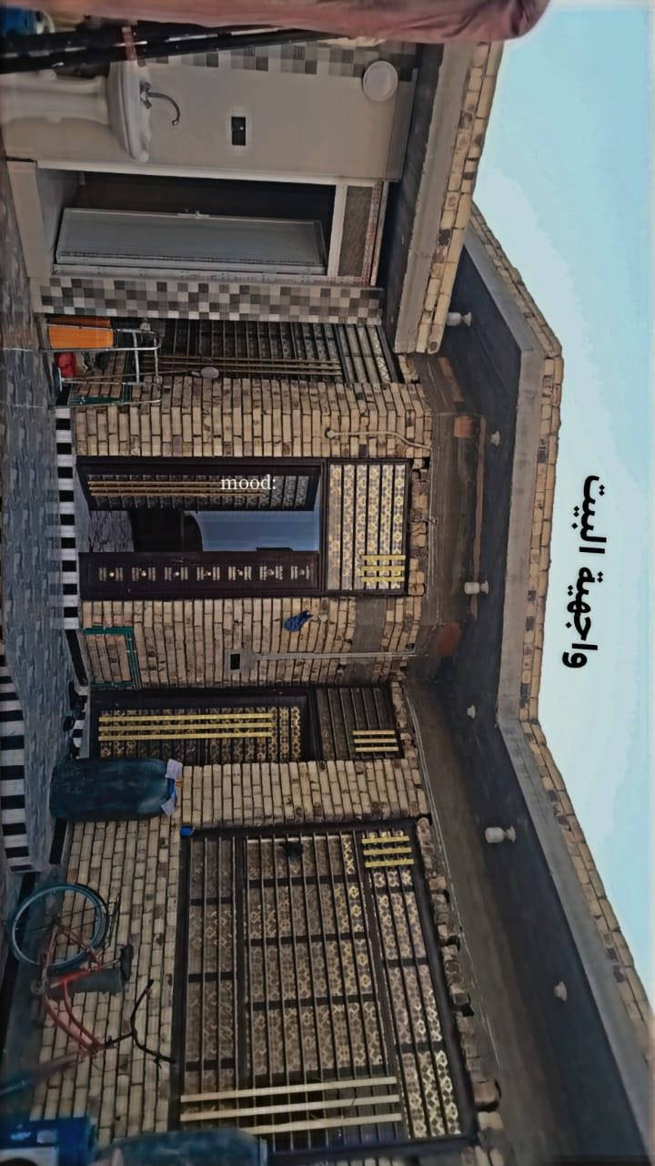 السلام عليكم 
بيت بناء جديد ركن ركن للبيع المساحه ٢٠٠م 
ثالث بيت عن الشارع الرئيسي 
غرفتين وصاله وديوانية ومطبخ وصحيات خارجية وداخليه 
م/ السبالت يبقن بيه 

العنوان📍 : الاسماعيليه الثانيه /شارع سيد جاسم 
السعر 95

الهاتف📞: ***********

علماً إن الشارع الرئيسي عرضة ٢٠م ومشمول ب خدمات البنئ التحتيه (التبليط والاناره) ضمن مشروع سوق الشيوخ الكبير….
