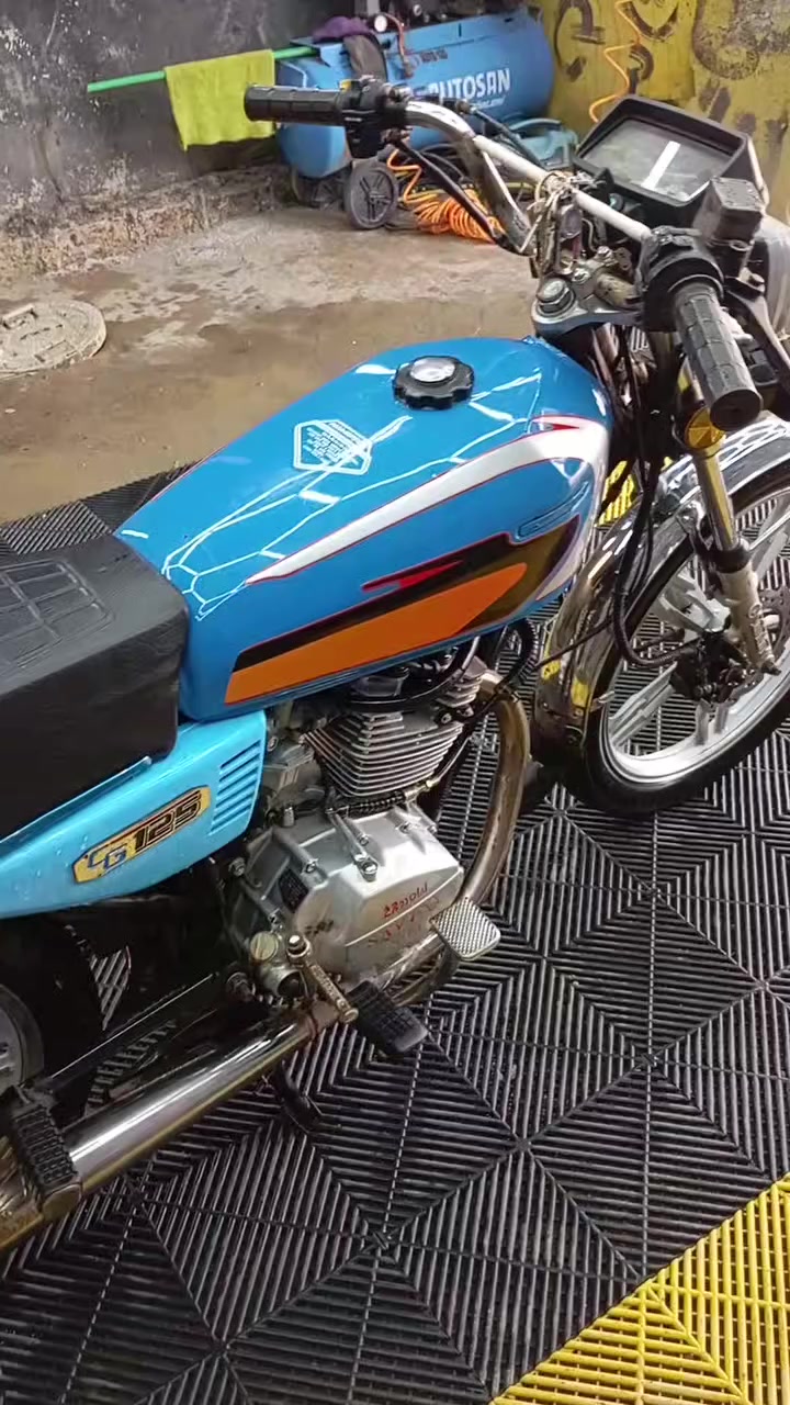 سلام عليكم شباب 5كير للبيع دراجه جاهزه نكر سلف محرك ما مفتوح موديل 21كلك اوراق ضاعن بلمركز دراجه خير من الله دراجه دراجه ما عايزه كلشي تشغل وتطلع كبل وين ما تريد سعر 425وبيه مجال كلك كلك كلك مكان نجف كوفه حريه شراي بيك خير وتدلل رقم ***********
***********
