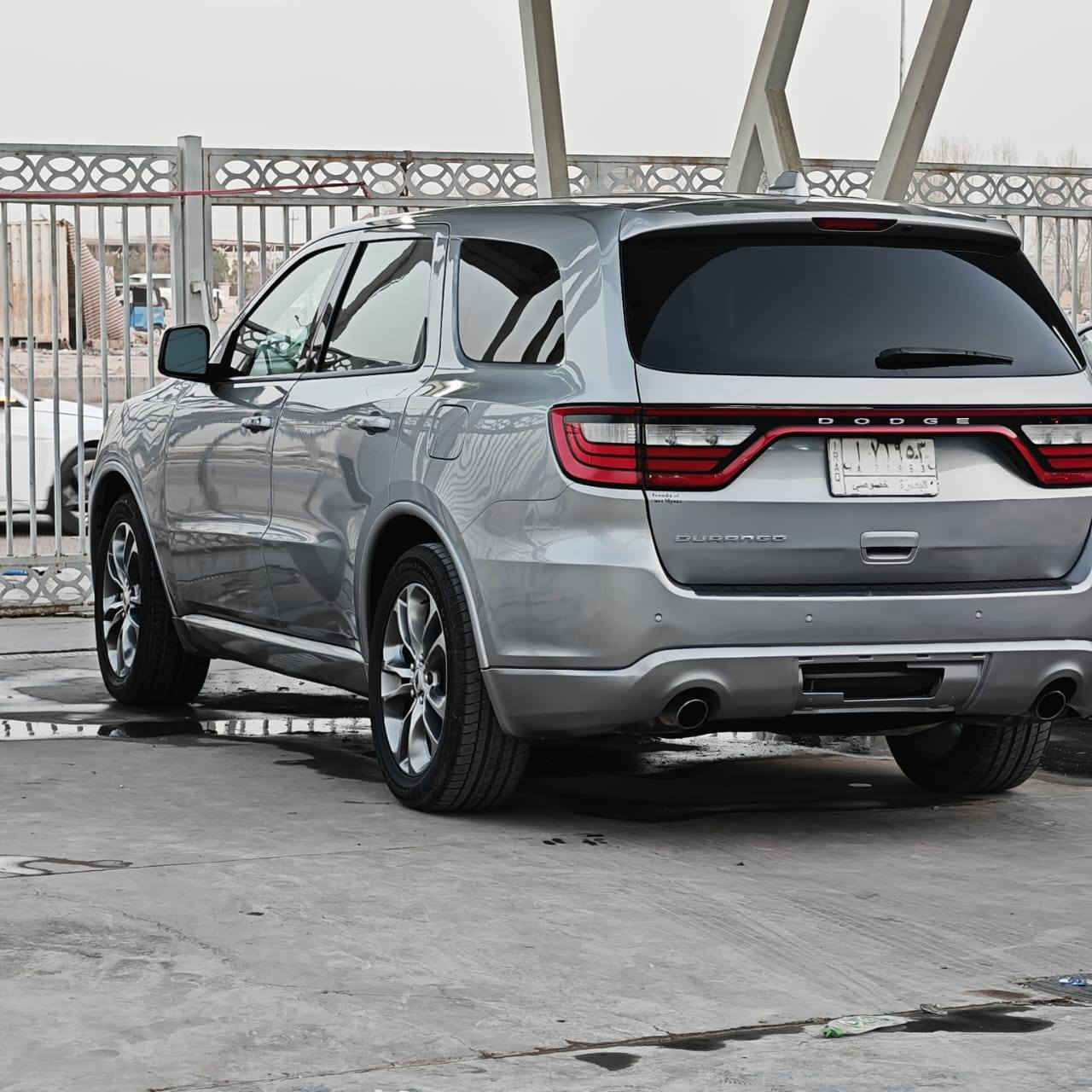 السلام عليكم دوج دورنكو حادثها اخر صورة موديل 20 رايدها ب 242. مكاني بصرة والسيارة تخبل
*********** بي واتساب آفاق, القادسية
