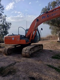 زت ايلسي ٢١٠ • مكفولة • بسماية بغداد