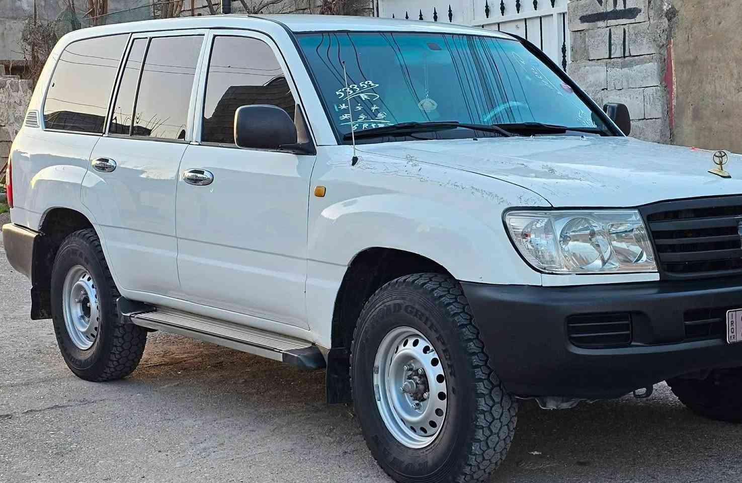 مۆنیکا2005فول عادی
تەحویل ئەسڵ

🌹سەنەوی تازەیە 🌹کارت بەنزین هەیە

حیزام بۆیاخ شوێن لەزگە 

من بە کامل ئەیفڕۆشم وەرگەڕاو نیە

مەعجونی نیە

پێش و دوای هیچی پێوەنیە

چوارتایەی لۆک

تاخم پێش و دوای لۆکک

دینارێ مەسروف نیە

ماشەڵای ئەوێ سەیارەکە 

نمونەیە ماڵی دۆستە

***********
***********

ئەدمین❤
