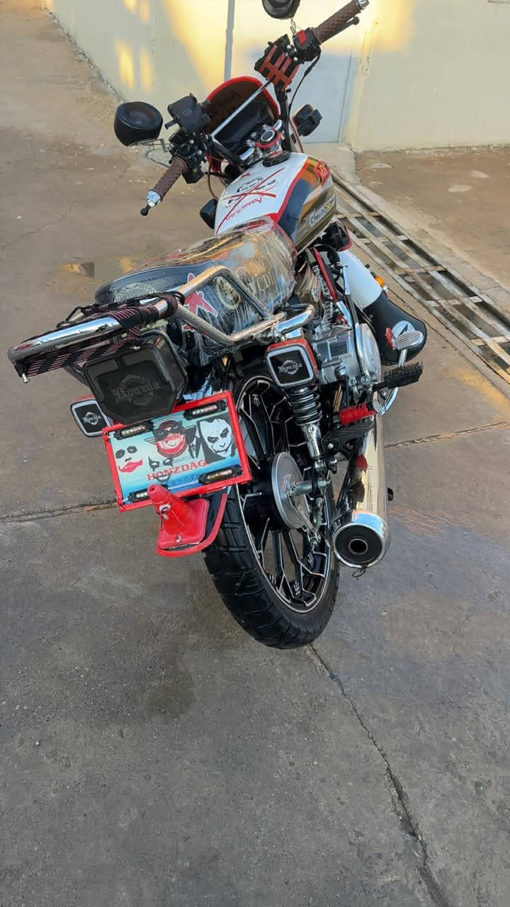 سلام عليكم شباب نامه برو موديل 25 نضافت شوفت عينك مكينه 200 اصبانه مطاخه ع بلاد كلها  سعره 775
بي مجال حك جيه مكان ديالى جلولاء ***********
