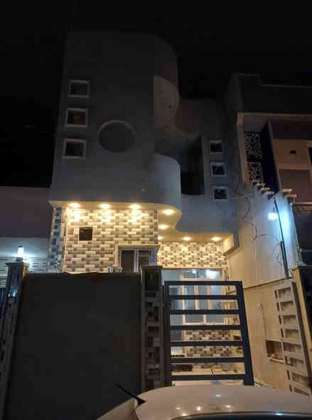 بيت للبيع مستعجل

السعر(92)مليون قابل لتفاوض
١.مساحه 108متر
٢.طابق ونص طابق الثاني بس يحتاج ارضيه+ وجص+ثانوي 
٣.مجاري كامل
٤. كهرب مسحوب كيبل كامل بس يحتاج توزيع بسيط
٥.حي الوحدة جمعية ام الربيعين معامله تمليك كامله مسلمه مع قرص كامل 
٦.خدمات فول كامله من جميع الجهات
للاتصال ***********
***********
