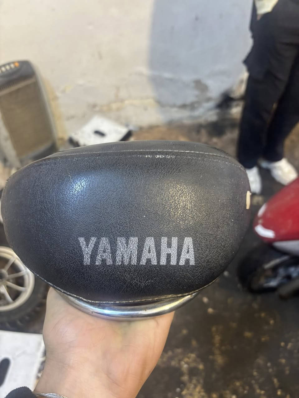 ويل ثعلب +جيتي ار 
تجوه مال بريز اصليه مال رمبه 
سلف دولار يشغل ٦٦او جوه 
بوشه MTRT
عنواني بغداد الكريعات توصيل ماجود ***********
