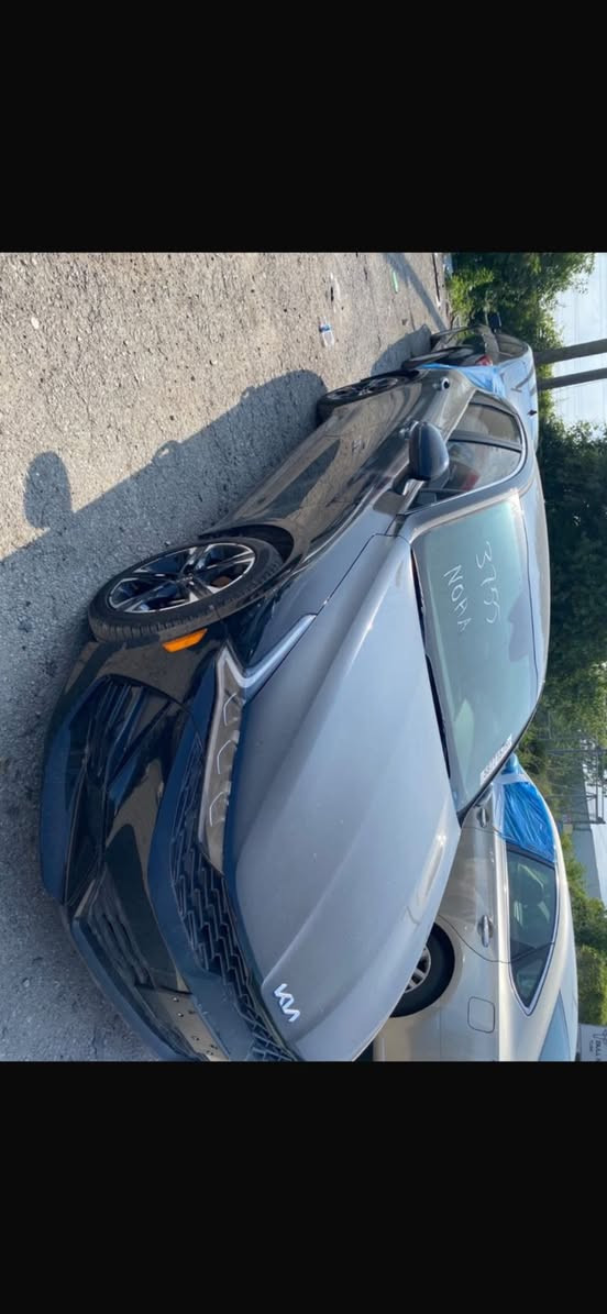 السلام عليكم كي فايف دخول جديد موديل 2024
محرك 1600 تيربو ماشيه 44 فول مواصفات عده البانروما  السعر 163 مكاني البياع شارع قطر الندى ***********
