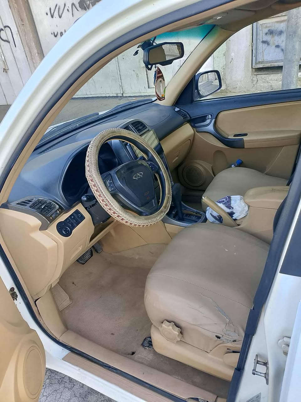 متاح تيكو ٢٠١٣ سنويه جديد بسمي سياره مابيه لاضربه ولا حادث
بسمي محورها مكينه وكير كورلا فرخ بطه حجم١٨ مابيه لاصرف ولانفخ
*********** مكاني موصل الايمن
