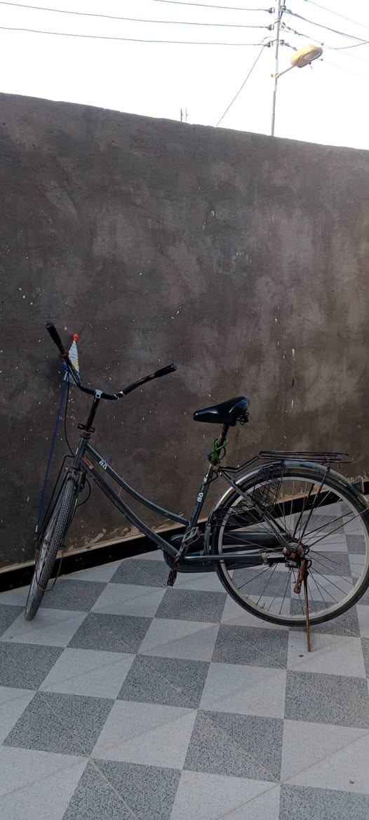 سلام عليكم شباب بايسكل للبيع نضيف كدامكم سعر 130 و بي مجال للشراي و لي مو شراي لا يراسل تظل


**إذا كنت صاحب هذا الإعلان وتريد حذفه لأي سبب، رجاءا أرسل رسالة إلى الدعم الفني**