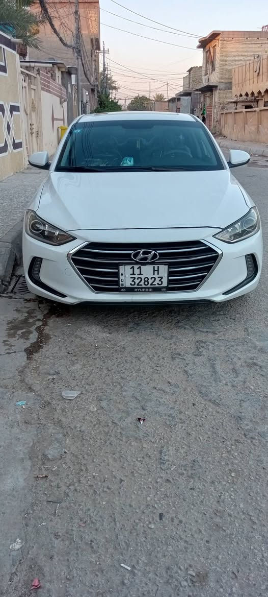 سلام عليكم النترا مديل 2018 للبيع وارد امريكي كلين بدون حادث السيارة ليبل واحد مواصفات فول فتحة بصمة انارة ترحيب شاشة كبيرة كامرة دوارة مثبت سرعة مكينة 2000 دوش مكينة وكير وحدادية وتخم تاير. جديد. 
السعر(143)
رقم انكليزي بغداد بسمي/ للستفسار. اتصال ***********
