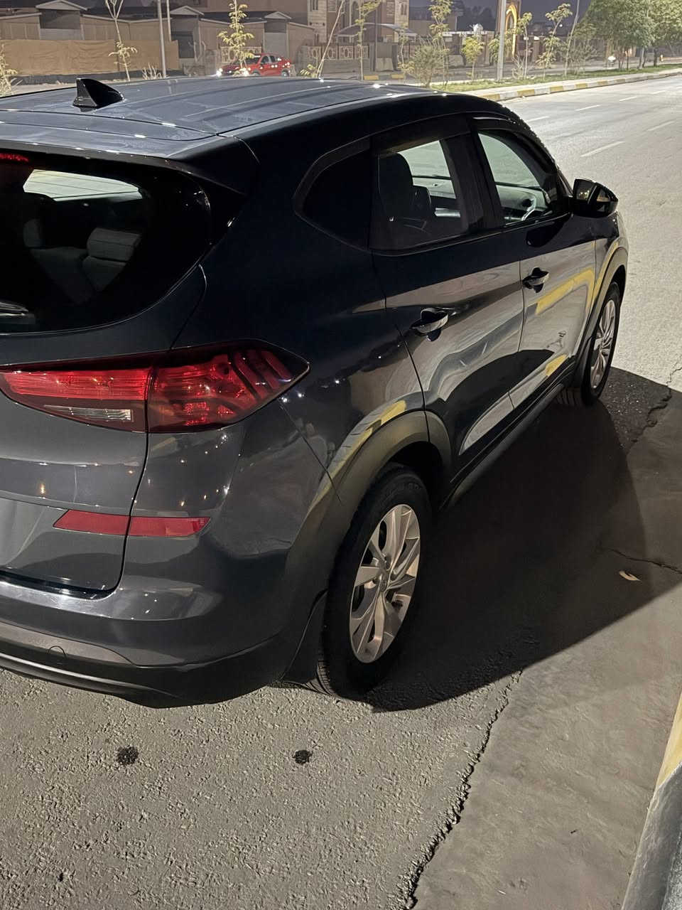 سلام عليكم 
توسان 2020 وارد امريكي 
الضرر قطعه وحده البنيد فقط وبيه بارد 
ماشيه 80mi 
مكان السياره كربلاء 
للاستفسار الاتصال 
***********
السونار مرفق معه المنشور
