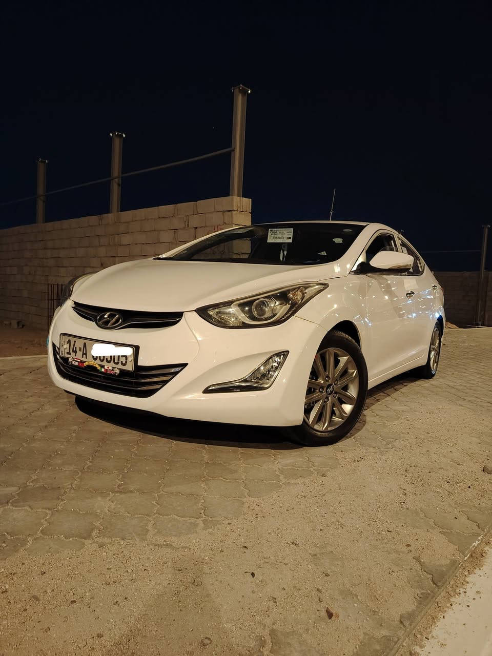 السلام عليكم افانتي موديل 16 سياره كفاله ضربه وتبديل بيه ثلاثه قطع صبغ من كوريه ماشي 98 الف حقيقي محرك 1600 سياره فول موصفات كشنات جلد شاشه بلاد كامره دواره اشارت ترحيب سياره جاهزه اي نقص ما بيه سعر 118 رقمي *********** عنواني ابو الخصيب
