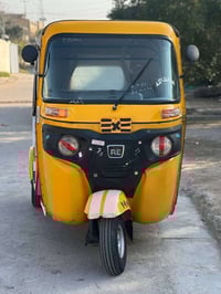 تكتك لبيع مديل 2020/11السعر 5250 مكاني ‏‪07711934619‬‏بغداد رقم