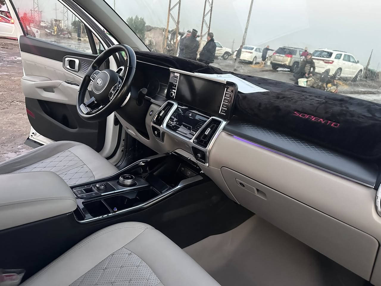 سلام عليكم
للبيع 
كيا سورنتو موديل ٢٠٢١ خليجي 
رقم بغداد بسمي
ستة سلندر
ماشيه106
بصمة
كشنات كهرباء
صندوك كهرباء 
كير ماوس
مري شفط 
حساسات
شاحن واير ليس 
تشغيل عن بعد 
قمارة حديد 
السعر 275وبيه مجال
مكان السيارة ميسان المجر الكبير
***********
***********
مكفولة
