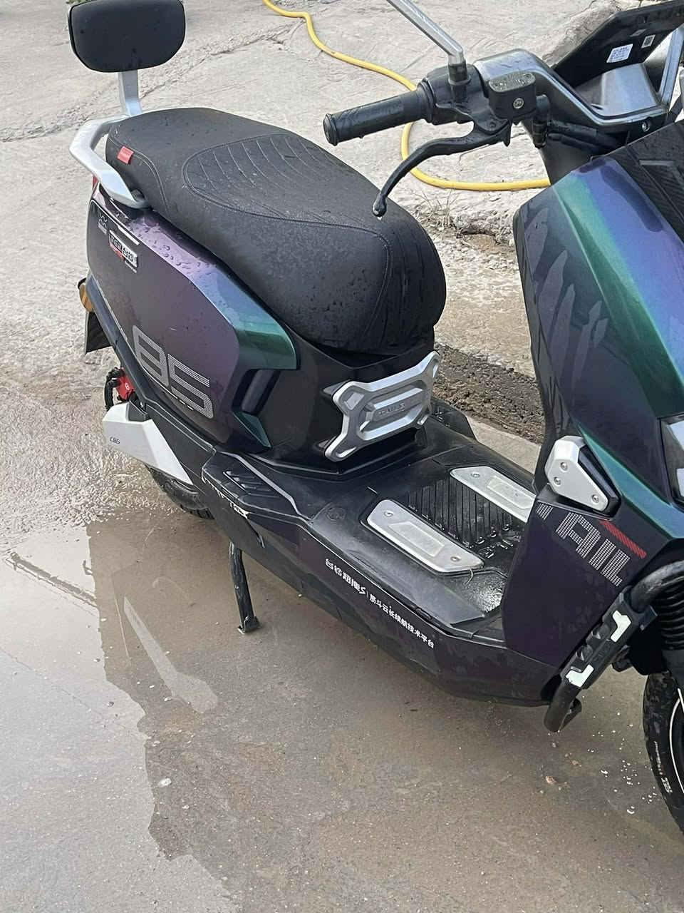 دراجه تالج شحن للبيع دراجه جديده ومكفوله *********** السعر ٩٠٠وبيه مجال
