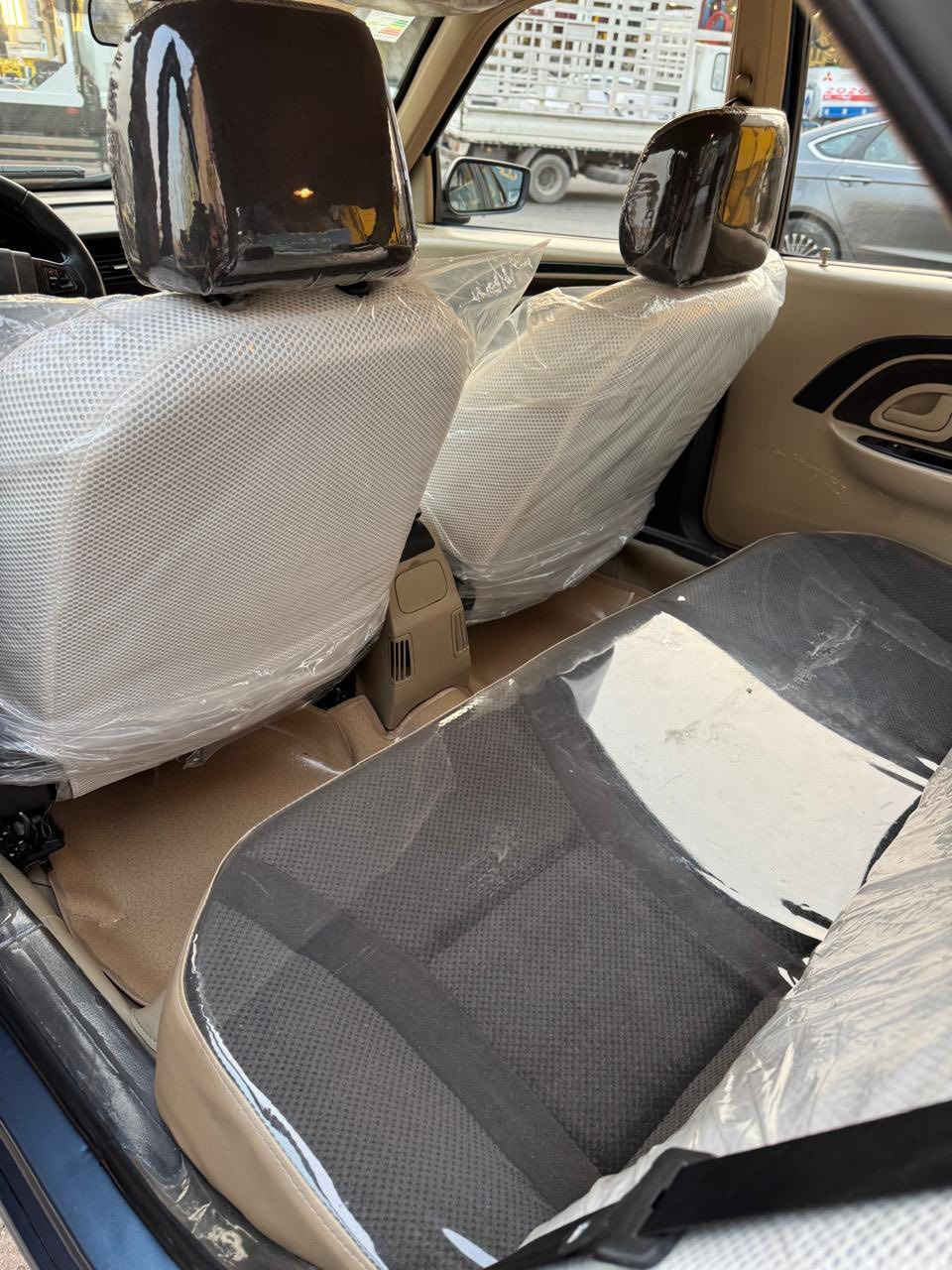 سلام عليكم بيجو بارص موديل 25مكفوله كفاله عامه من الدعاميه للدعاميه ماشيه 13الف مكلف بلنشر هذا رقم صاحب السياره ***********سعره 92
