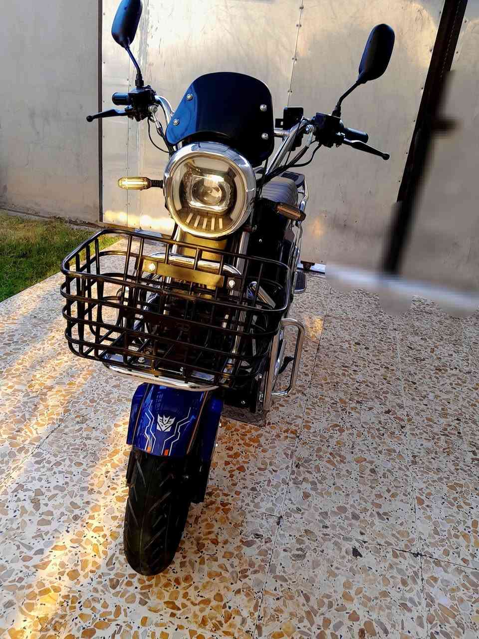 سلام عليكم
دراجه شحن نوع همر للبيع موديل 2025 نضيفه 7بطاريات عل فحص تشغيل كرت مفتاح جهاز إنذار  مثبت سرعه 
السعر : 800
العنوان : الفلوجه 
رقم الهاتف : ***********
