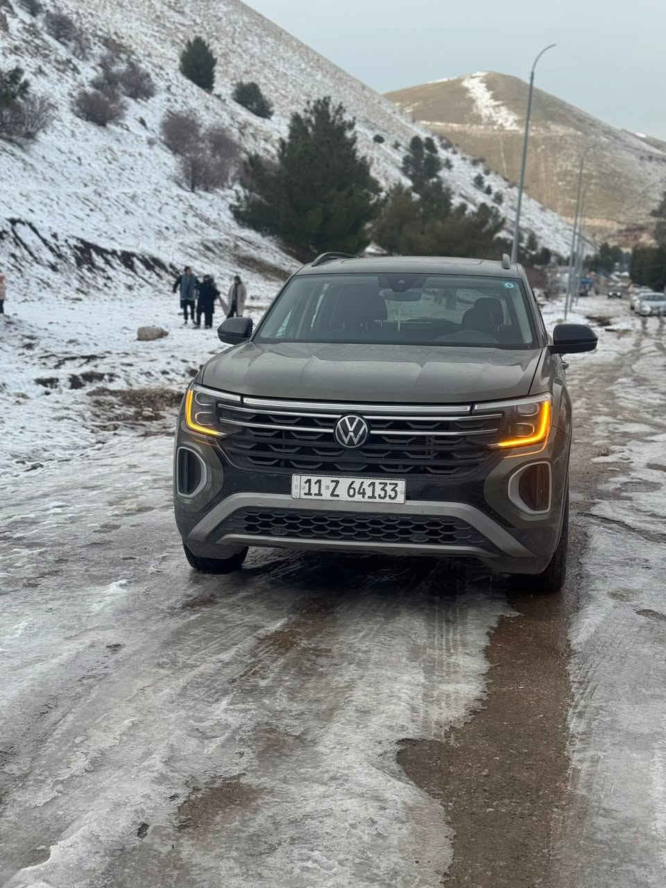 � للبيع فولكس واكن أطلس 2024 – بيك إديشن
السيارة نظيفة استخدام شخصي، وما تحتاج شي 👌

نسخة Peak Edition مواصفات عالية.

🔹 موديل 2024

🔹 ماشية 29 ألف كم

🔹 6 راكب – كشنات منفصلة 

🔹 رقم بغداد

🔹 كير أوتوماتيك

🔹 جاهزة للفحص بأي مكان

🔥 مواصفات البيك إديشن:

✔️ شاشة كبيرة + ملاحة

✔️ كاميرة + حساسات أمام وخلف

✔️ مقعد كهرباء مع تبريد وتدفئة

✔️ فتحة سقف بانوراما

✔️ ستيرن تحكم + مثبت سرعة

✔️ رادار وأنظمة أمان

📌 الحادث:

حادث بارد فقط بمقدمة البنيد، ماكو شاصي ولا هيكل. bdr باب عكس السائق موضح بالصور 

💰 السعر: 320 ورقة

وبي مجال حك الجية والي يلكى هيج حادث وهيج سعر شيريد خسارله 

📞 للتواصل: خاص / اتصال

هـ ***********
