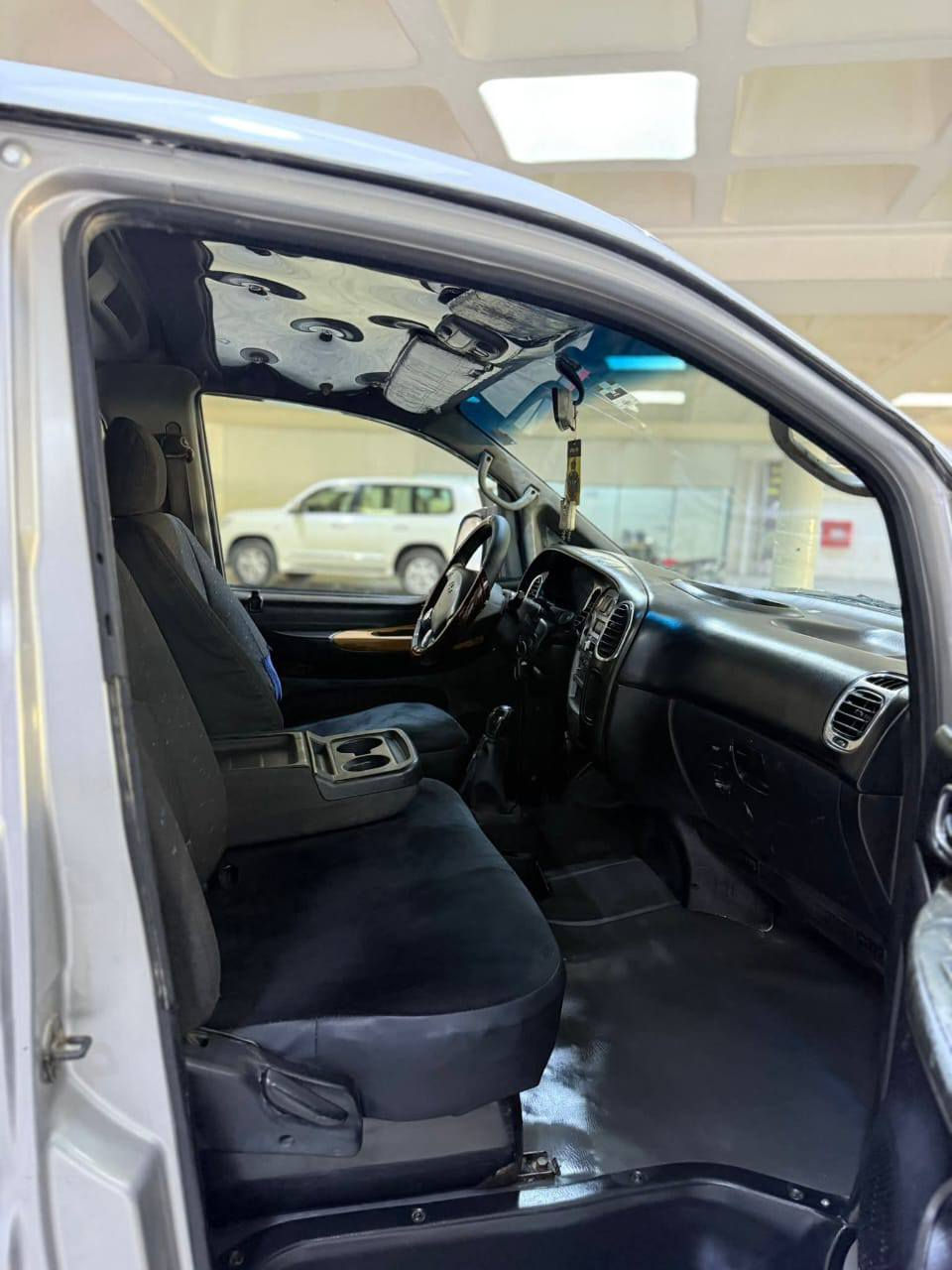 السلام عليكم رمضان مبارك للبيع موديل ٢٠٠٠ سيارة جاهزة قرار مرور سنوية وهزة جديد تريد تحويل تريد وكالة خصوصي كركوك ٨ كبير محرك سوبر تبريد كلة بالشرط بدون تبخير السعر ٨٥ بي مجال للاستفسار ***********
