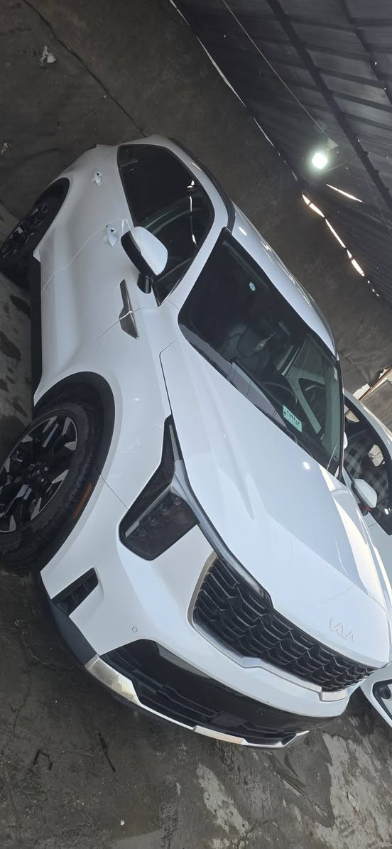 سورنتو 2025.  فئه EX  محرك تيربو
بدون رقم  تترقم جميع المحافظات

السيارة كلين تقرير غرق مصلح وكامل وجاهزة من كلشي
ماشية اقل من ٩٠٠٠ ميل 
رقم الشاصي  5xyrh4jf9sg325074

السعر ٢٤٥ وبي مجال

‏‎مواصفاتها فول ماعدا الفتحة
مكان السياره بالحلة 
للاستفسار.  ***********
