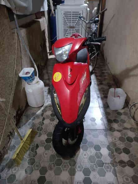 دراجه ماكس للبيع بلاديه صارلي شهر من نزلته من الرمبه ختم واحد ويه مكينه سبب البيع معتاز فلوس مستعجل عله بعيته سعره بمليون و50وبيها مجال قليل اي استفسار عله رقم‪0775 100 6557‬
