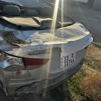 سياره النترا للبيع 2012 حادث كدامكم مكينه وكير مابيهن شي بس الكشر  ورق...