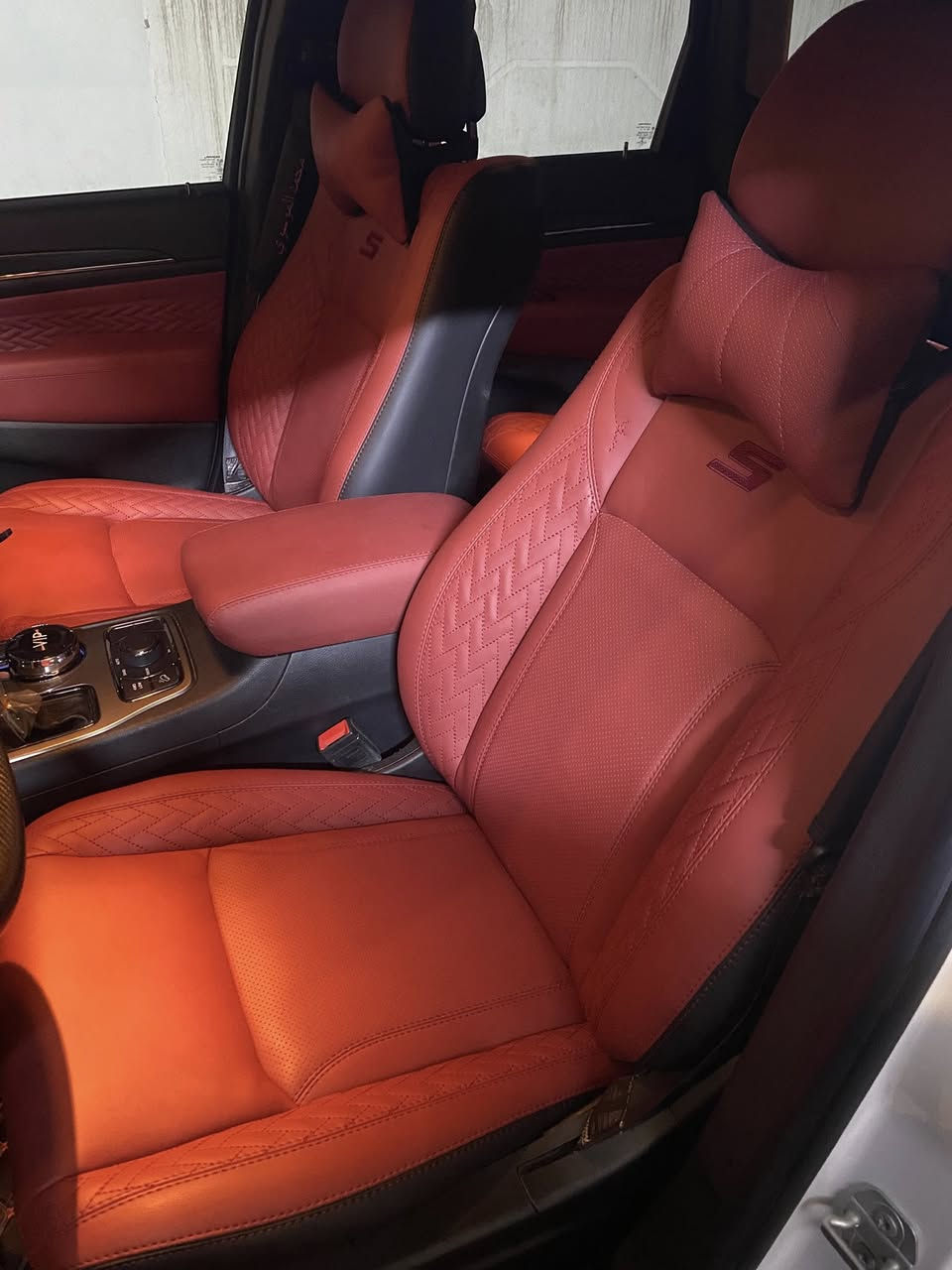 السلام عليكم جيب S موديل 22 للبيع فول مواصفات  ام الرادار وكاله ليث العبيدي   . سياره ع وضع الشركه ماشيه 29 ميل بيه فقط شخط بكد الاصبع مسحوب بلجهاز    كتلوكات موجوده دبل بصمه. السعر 38 ونص.  رقم بغداد بسمي ***********
